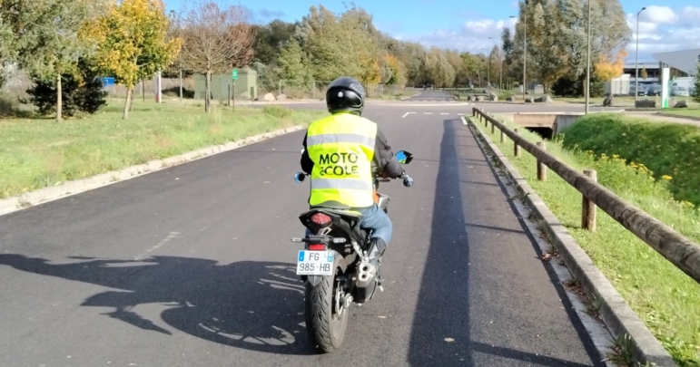 Permis moto : l’épreuve en circulation allégée à partir du 1er novembre 