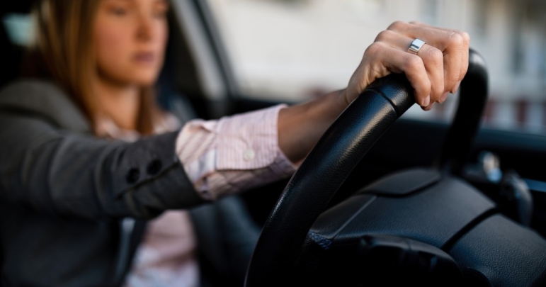 Fraude à la carte grise : un système défaillant qui coûte cher à l’État