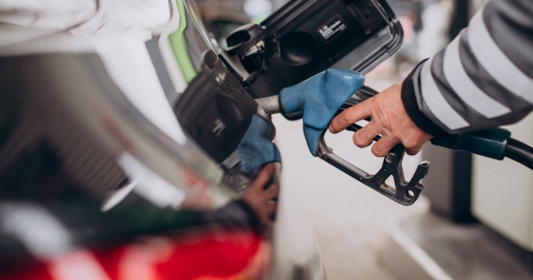 Un carburant 100 % renouvelable en développement chez BMW et Toyota